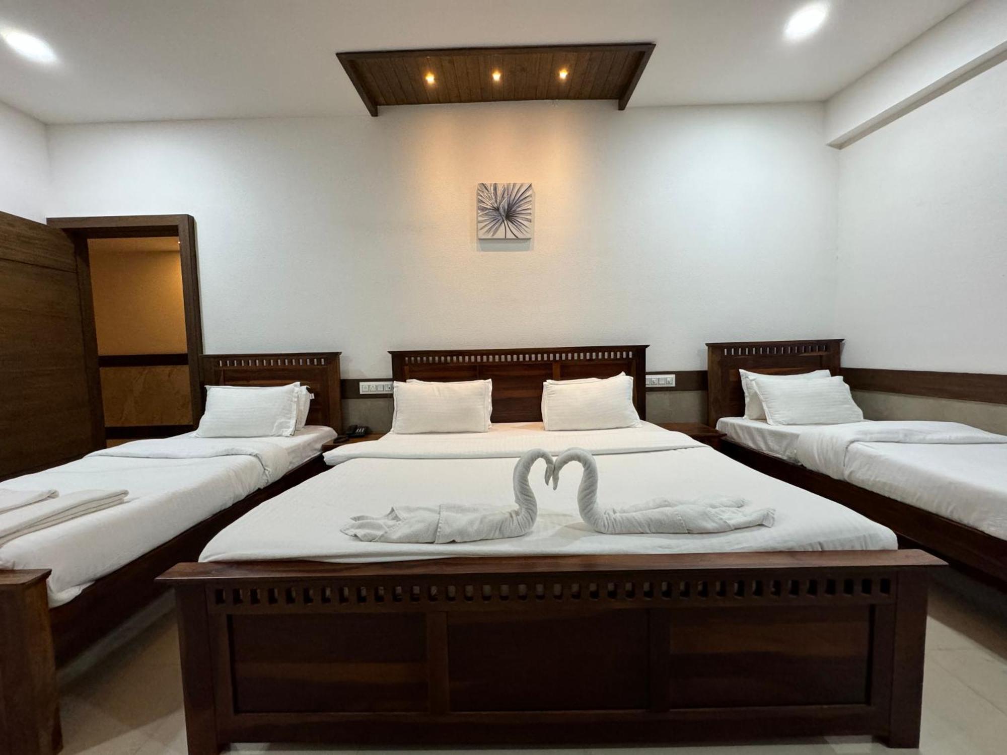 Hotel Tirth By Sonu'S Ujjain Cameră foto